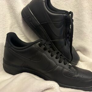 Nike Men's All-Black Sneakers